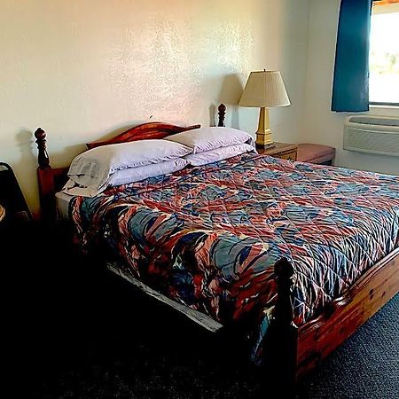 Canyons End Motel Meadview 外观 照片